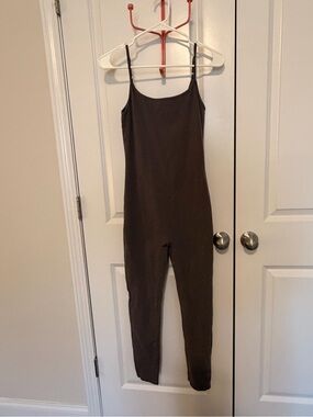 Women's Slim Fit Spaghetti-Strap Jumpsuit in Ash Gray
